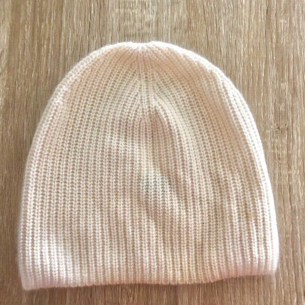 J Crew cashmere beanie in cream